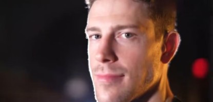 1000 ottelua siniviivalla, kaksi kunnian väriä: Charlie Coylen uskollisuus ja matka