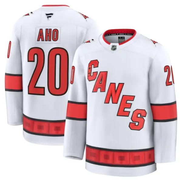 Fanatics Carolina Hurricanes Sebastian Aho Pelipaita 2024-2025 Vieras Premium Valkoinen Fanatics Carolina Hurricanes Sebastian Aho Pelipaita 2024-2025 Vieras Premium Valkoinen